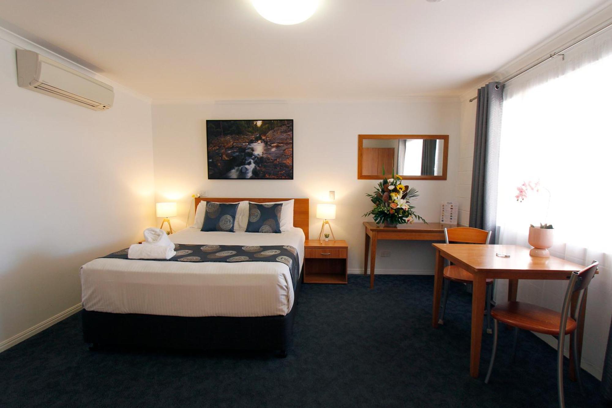 Windmill Motel & Events Centre Маккай Экстерьер фото