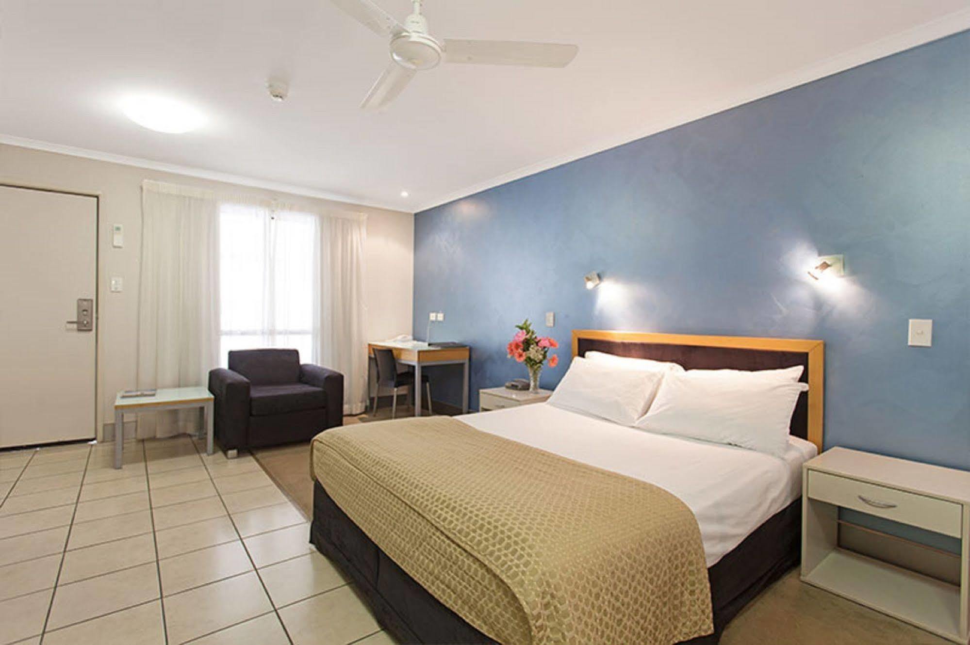 Windmill Motel & Events Centre Маккай Экстерьер фото